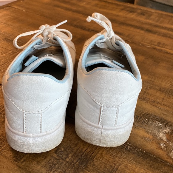 White Sneakers with Flowers - Picture 3 of 3